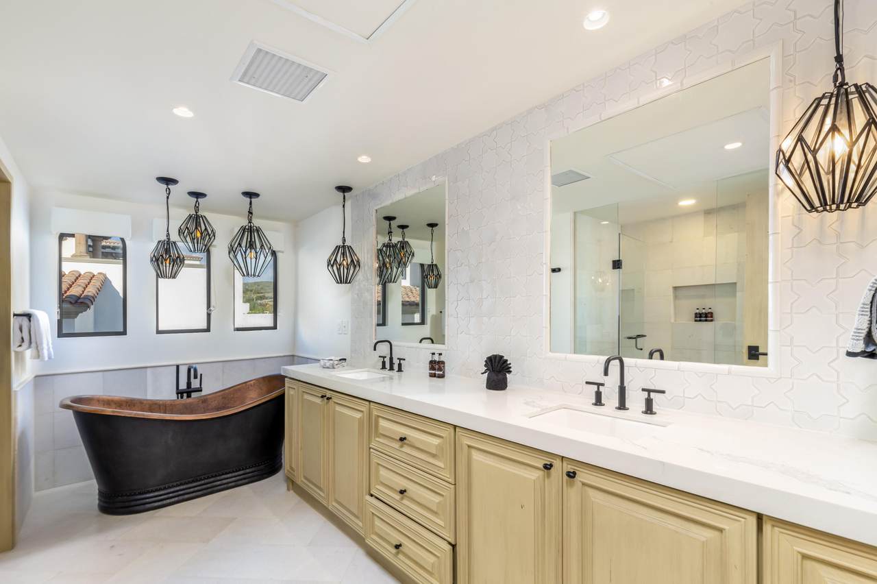 Rancho San Lucas Villa 10 interior and exterior view 12