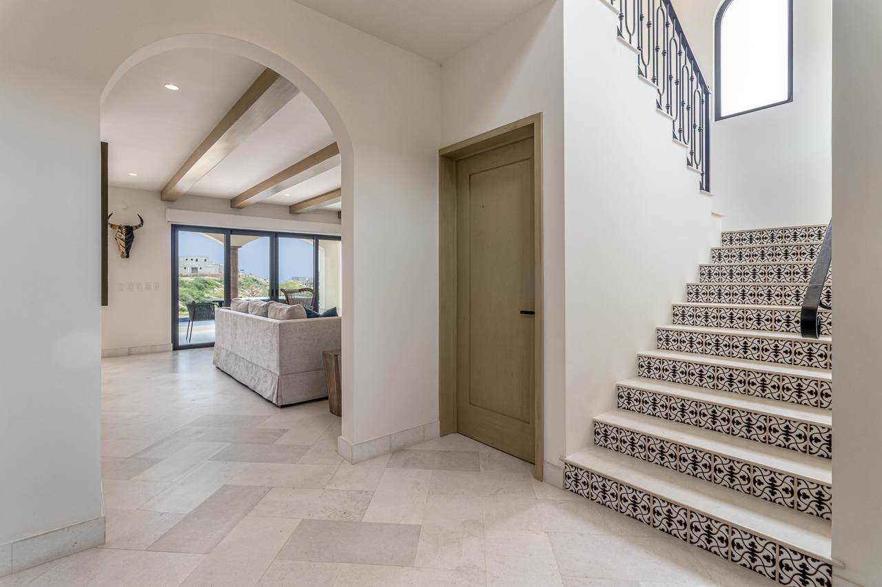 Rancho San Lucas Villa 10 interior and exterior view 3